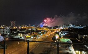 The Windsor, Hotel Rooms & Apartments